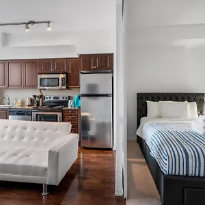 Downtown 1 Bdrm With Parking And Views , Toronto Canada